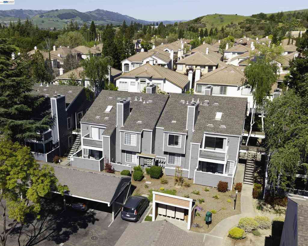 Condo For Sale - 364 Eastridge Dr<br/> San Ramon, CA 94582