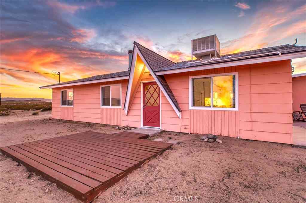 Homes For Sale - 66270 Brants Cross<br/> Joshua Tree, CA 92252
