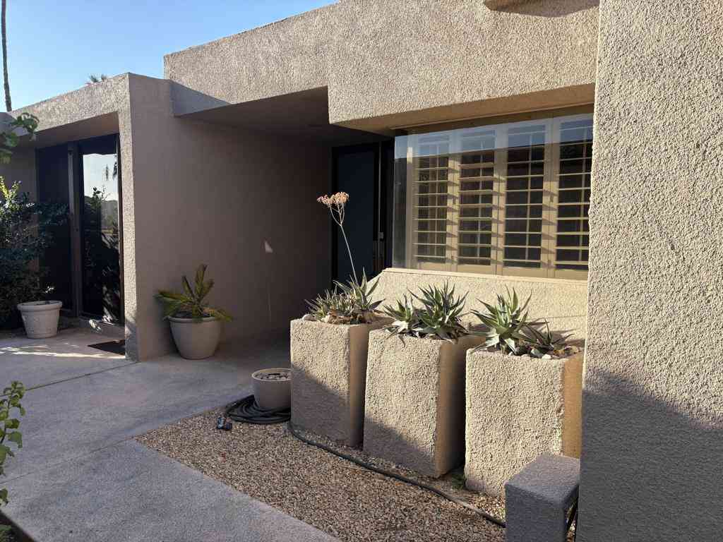 Condo For Sale - 73736 Club Circle Drive #403<br/> Palm Desert, CA 92260