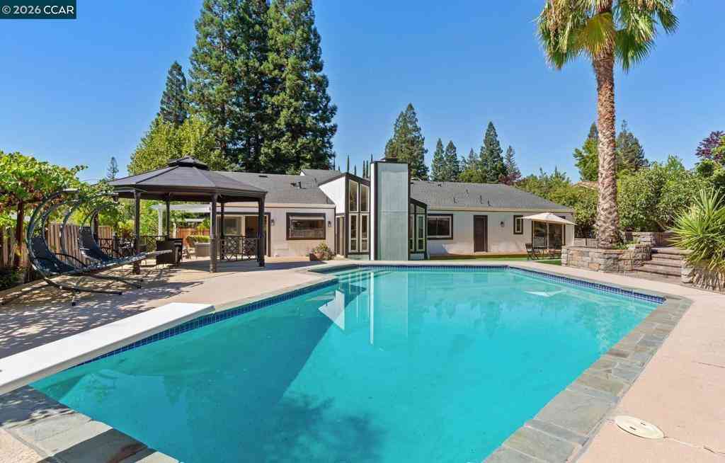 Homes For Sale - 865 El Cerro Blvd<br/> Danville, CA 94526
