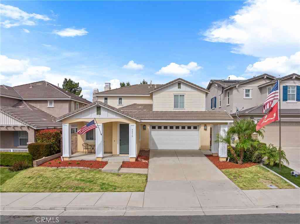 Homes For Sale - 46212 Pinon Pine<br/> Temecula, CA 92592