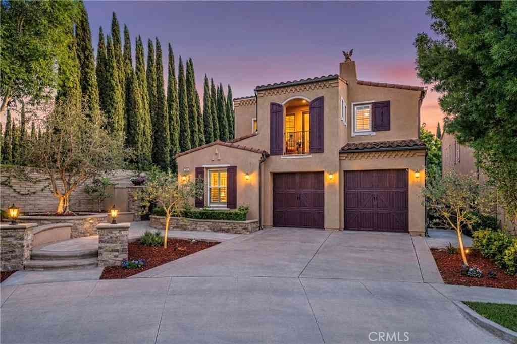 Homes For Sale - 2 Conifer<br/> Irvine, CA 92620