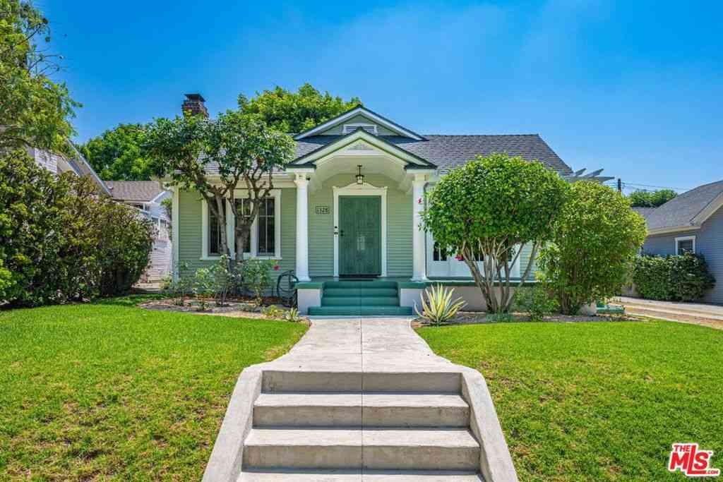 Homes For Sale - 1328 N Ogden Drive<br/> Los Angeles, CA 90046