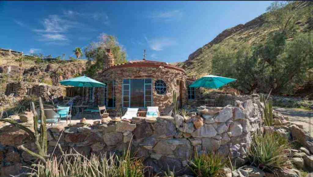 Homes For Rent - 2540 S Araby Drive<br/> Palm Springs, CA 92264