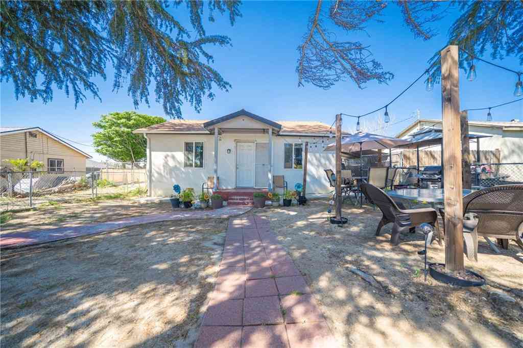 Homes For Sale - 541 N Hargrave St<br/> Banning, CA 92220