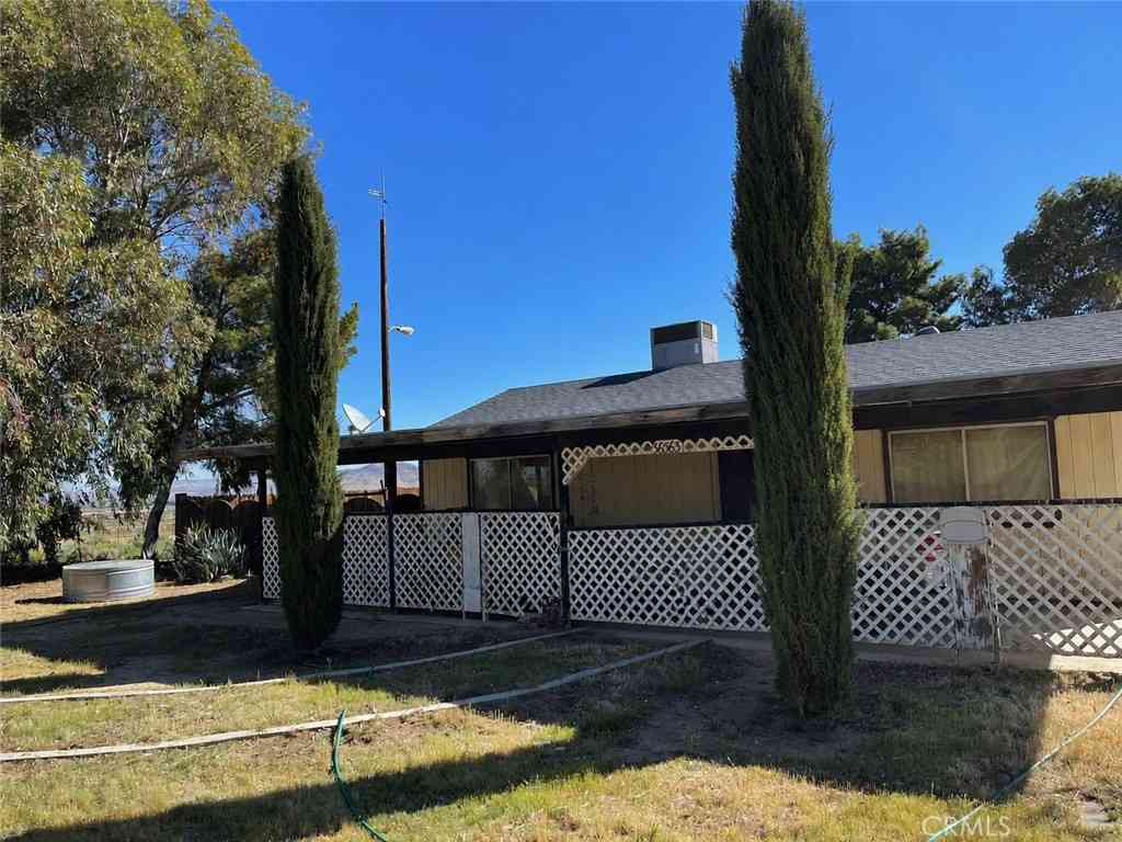 Homes For Sale - 36363 Serra<br/> Hinkley, CA 92347