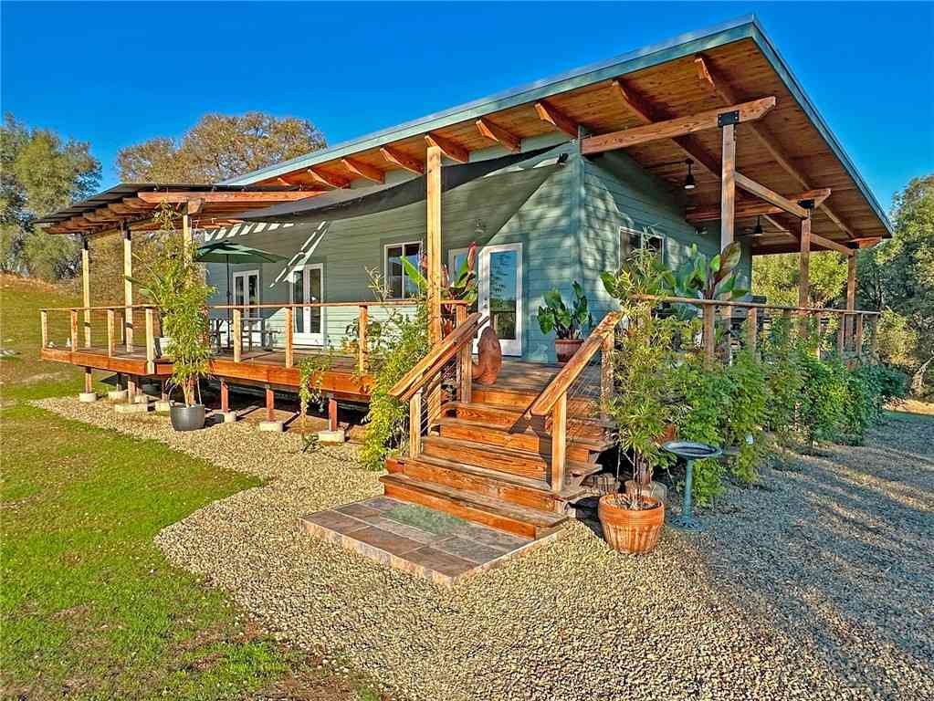 Homes For Sale - 4052-4054 Indian Peak Road<br/> Mariposa, CA 95338
