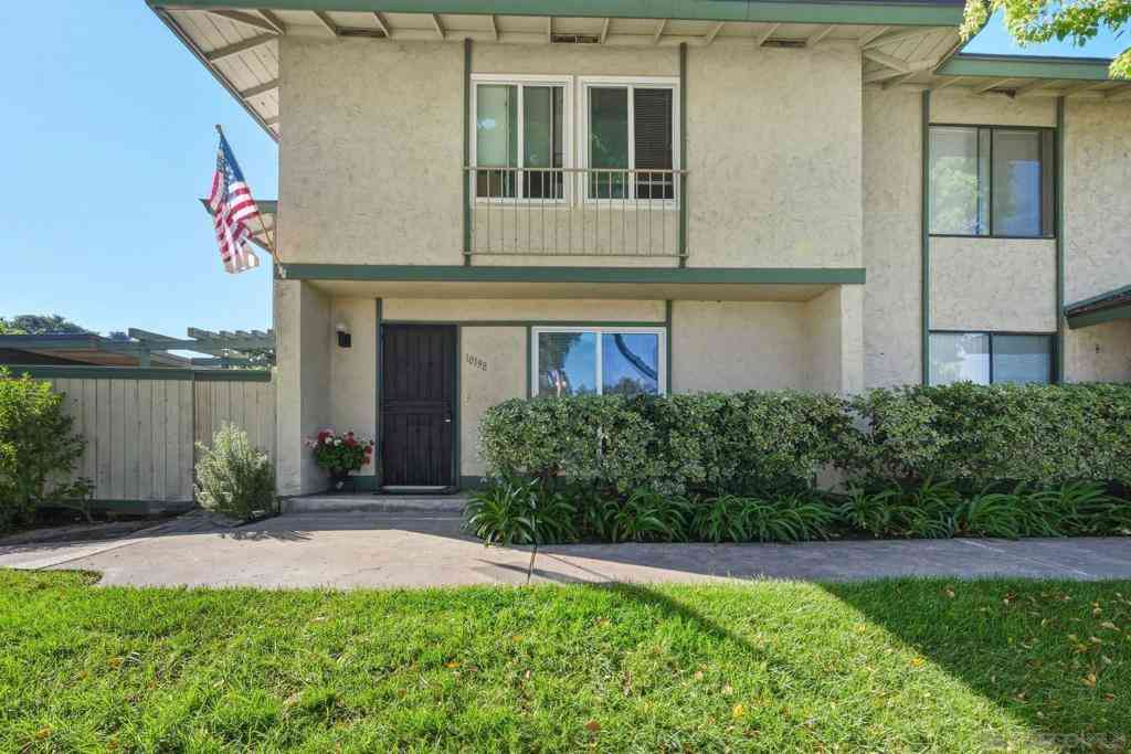 Condo For Sale - 10198 Caminito Zar<br/> San Diego, CA 92126