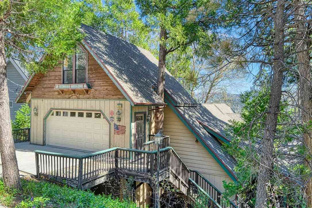 Homes For Sale - 701 Zurich<br/> Lake Arrowhead, CA 92352