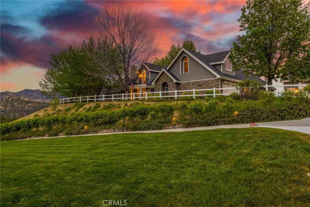 Homes For Sale - 37316 Goldshot Creek Road<br/> Mountain Center, CA 92561