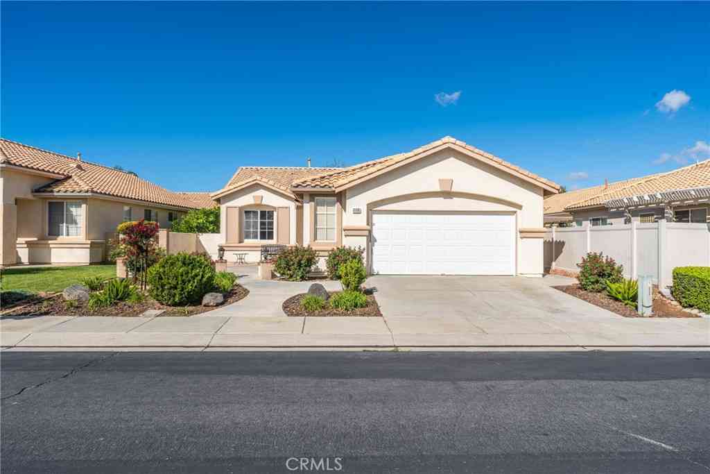 Homes For Sale - 1851 Riviera<br/> Banning, CA 92220