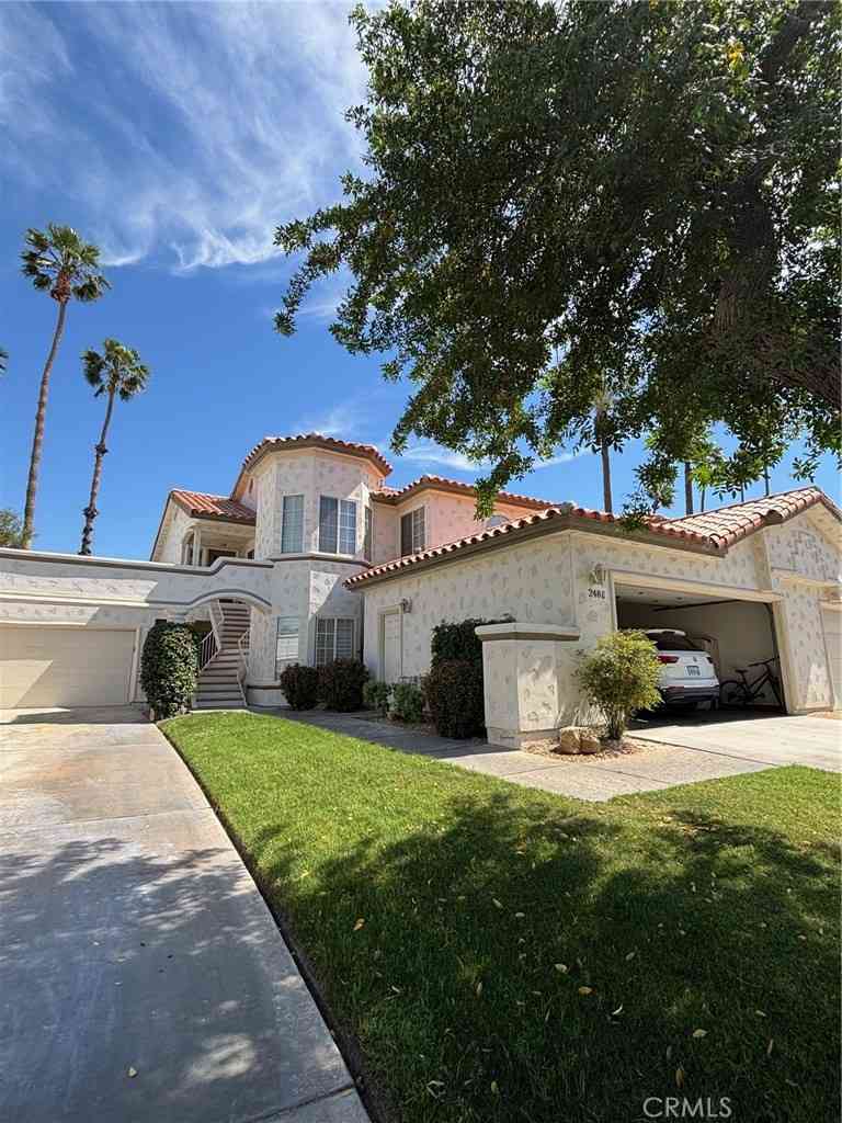 Condo For Sale - 248 Vista Royale Circle E<br/> Palm Desert, CA 92211