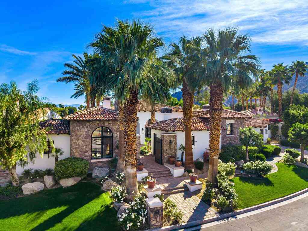 Homes For Sale - 78233 Birkdale Court<br/> La Quinta, CA 92253