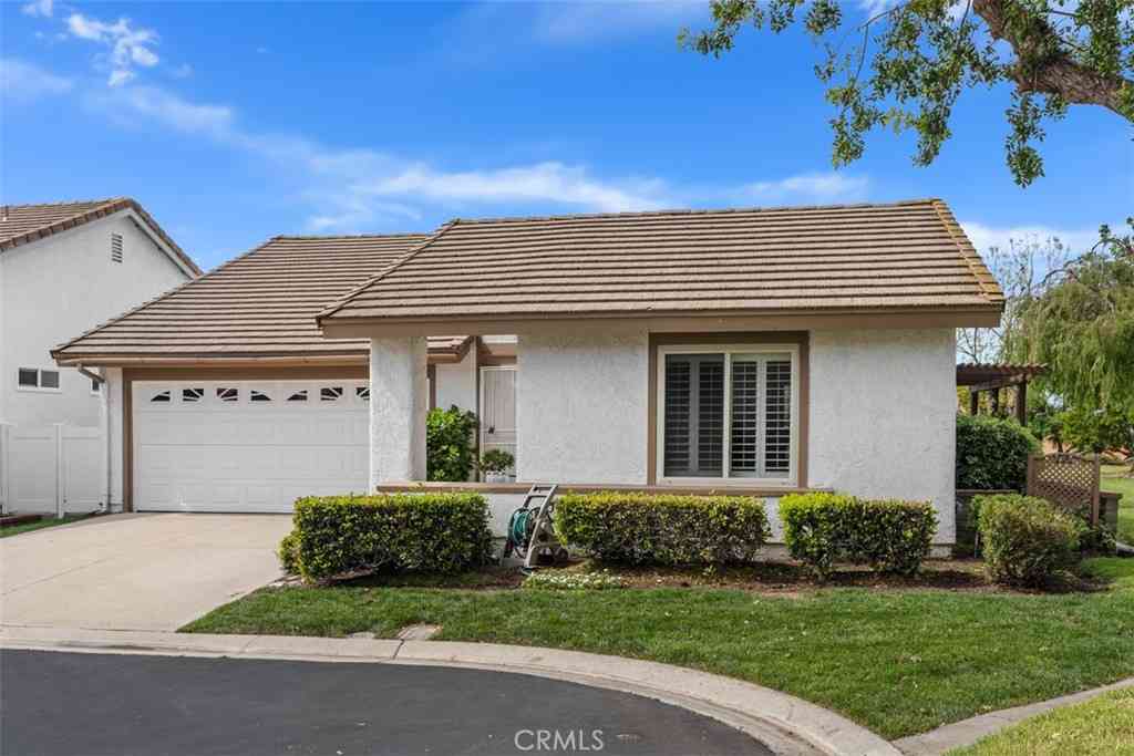 Homes For Sale - 27857 Espinoza<br/> Mission Viejo, CA 92692