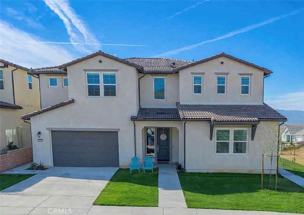 Homes For Sale - 24372 Calle La Roca<br/> Valencia, CA 91354