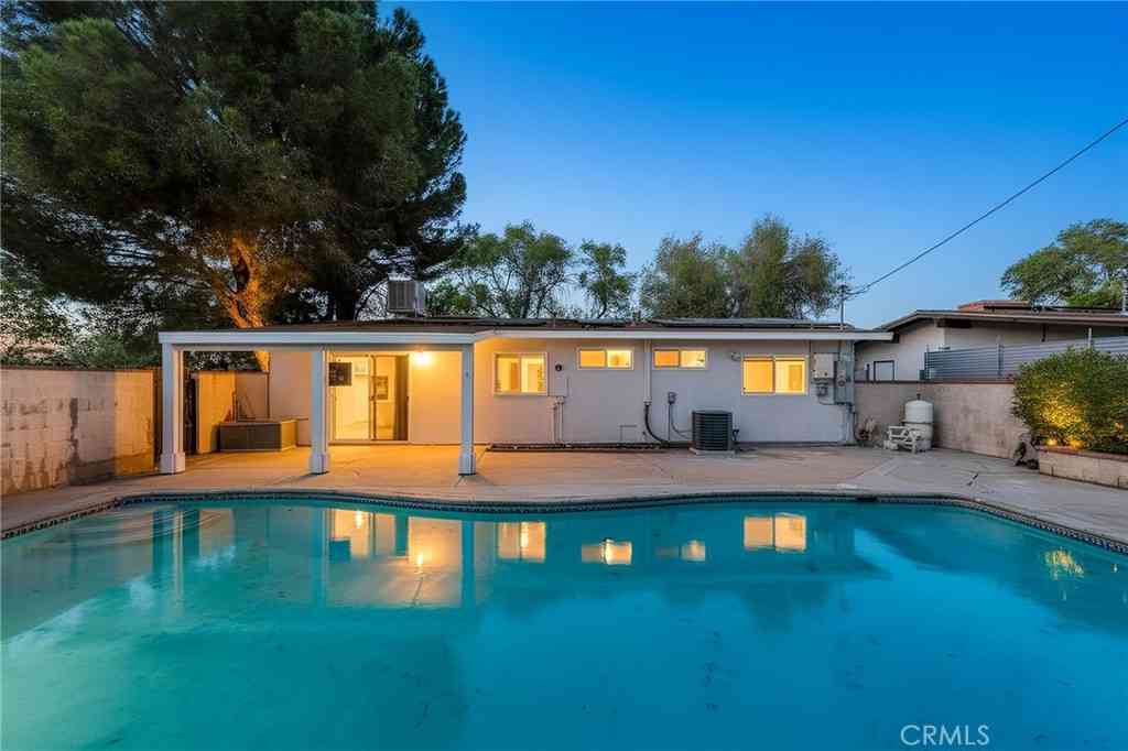 Homes For Sale - 1046 W Avenue H6<br/> Lancaster, CA 93534
