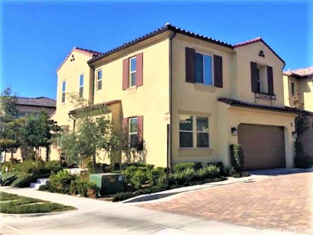 Homes For Sale - 67 Eclipse<br/> Lake Forest, CA 92630