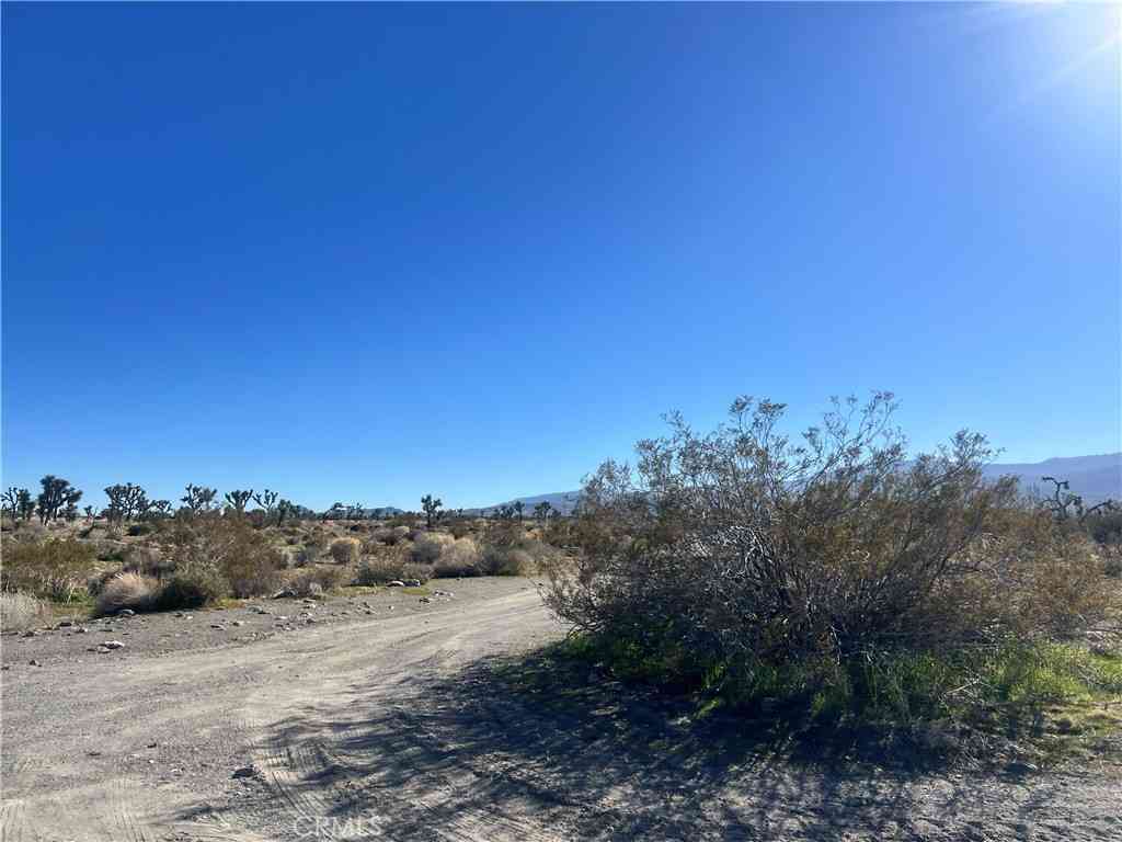 Vacant Land For Sale - 2525 Goss<br/> Pinon Hills, CA 92372