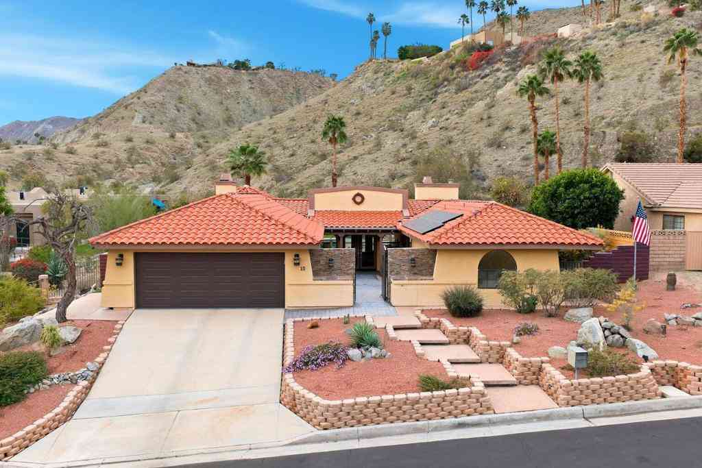 Homes For Rent - 10 Venus Drive<br/> Rancho Mirage, CA 92270