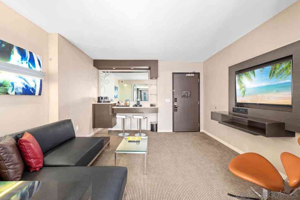 Condo For Sale - 207 5th Ave #1043<br/> San Diego, CA 92101