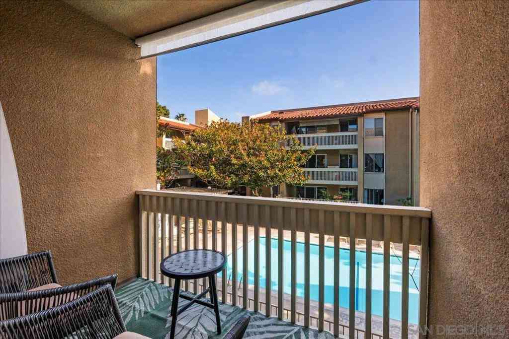 Condo For Sale - 4600 Lamont #224<br/> San Diego, CA 92109