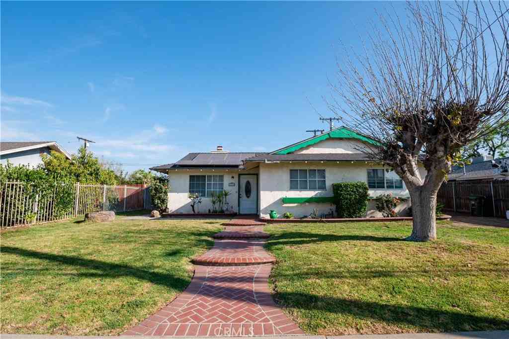 Homes For Sale - 18264 Santa Ana<br/> Bloomington, CA 92316
