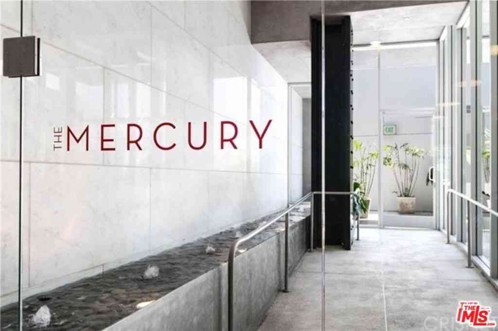 Condo For Rent - 3810 Wilshire Boulevard #1012<br/> Los Angeles, CA 90010