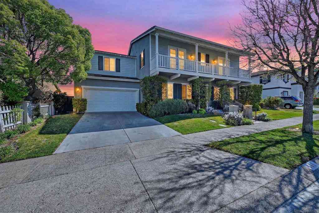 Homes For Sale - 981 Adirondack Place<br/> Chula Vista, CA 91914