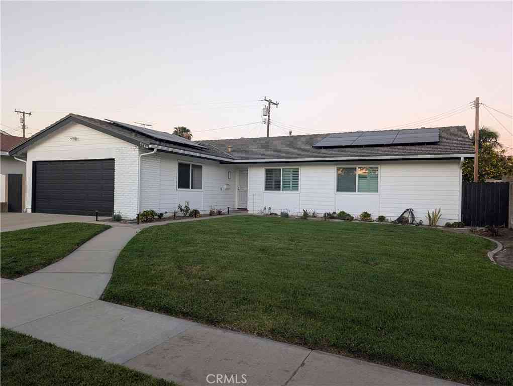 Homes For Sale - 9786 Kathleen<br/> Cypress, CA 90630