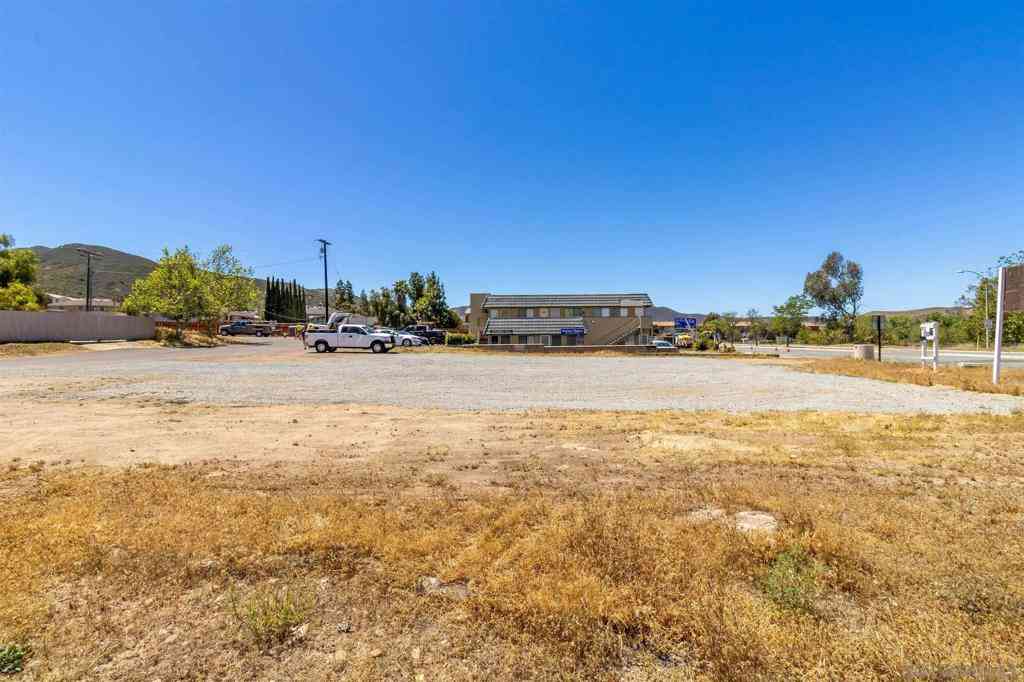 Vacant Land For Sale - 8069 Mission George 1<br/> Santee, CA 92071