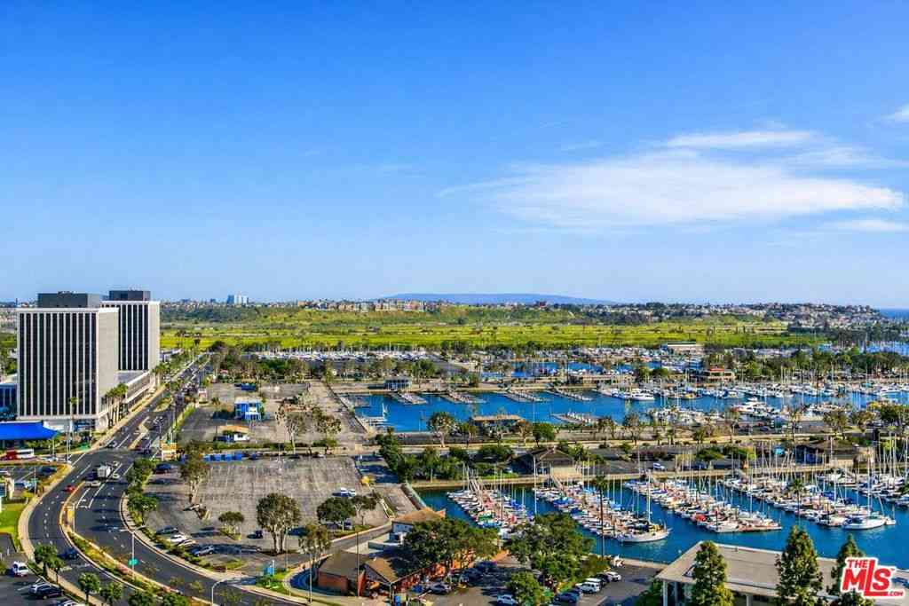 Condo For Sale - 13600 Marina Pointe Drive #1906<br/> Marina Del Rey, CA 90292