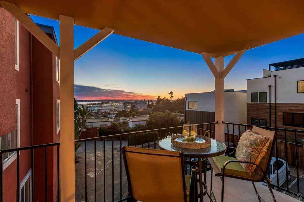 Condo For Sale - 3145 Union Street #1<br/> San Diego, CA 92103
