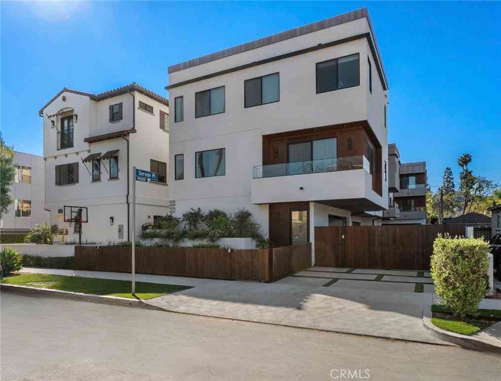 Condo For Sale - 4322 N Serene Place<br/> Studio City, CA 91604