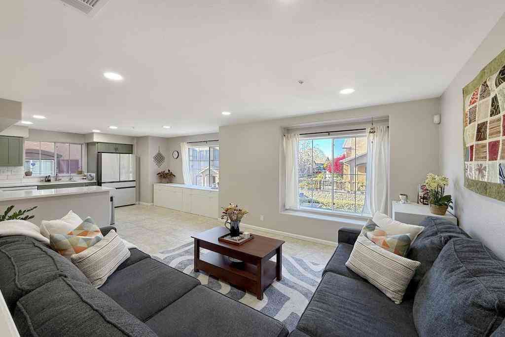 Condo For Sale - 3224 Vinifera Drive<br/> San Jose, CA 95135
