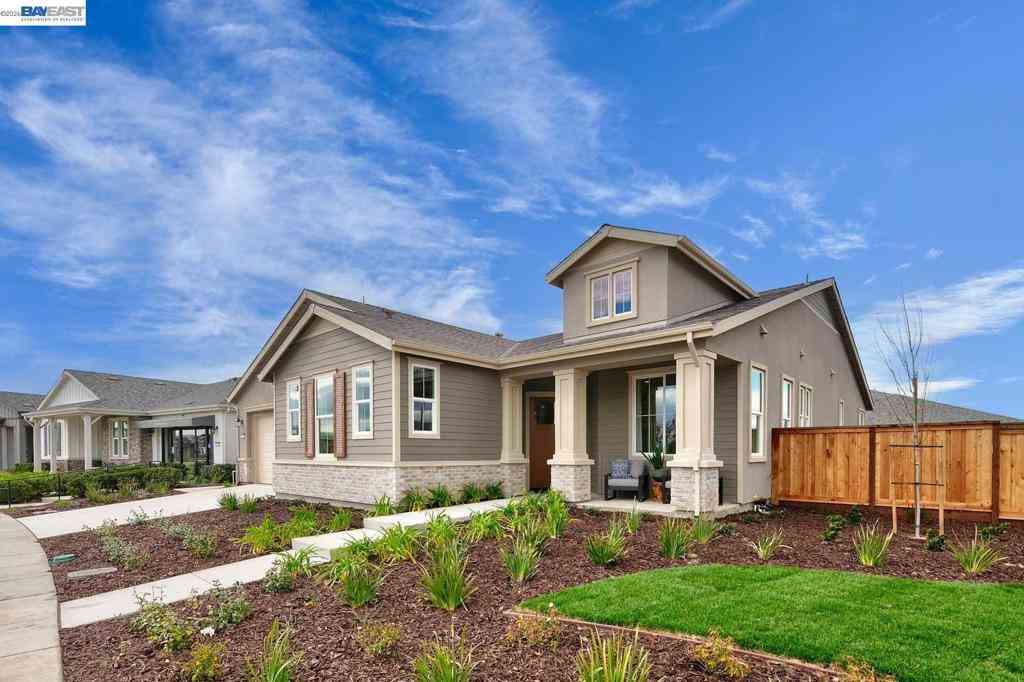 Homes For Sale - 889 Conrad Street<br/> San Joaquin County, Manteca, CA 95336