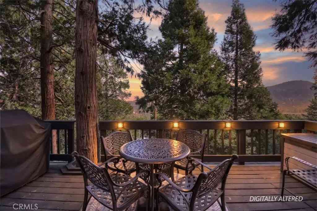 Homes For Sale - 24607 Altdorf Drive<br/> Crestline, CA 92325