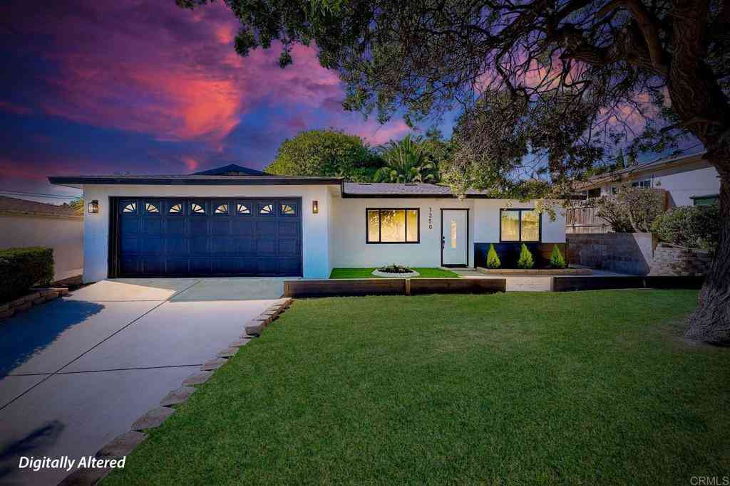 Homes For Sale - 1350 Marabou Lane<br/> Vista, CA 92083