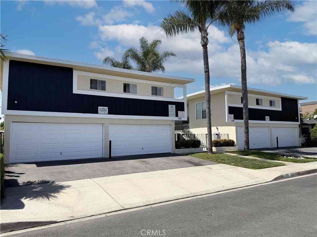 Homes For Sale - 7306-7312 Neo Street<br/> Downey, CA 90241