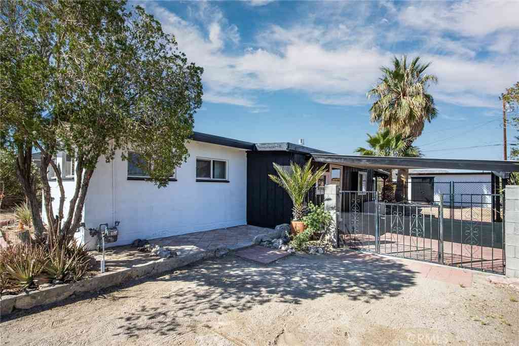 Homes For Sale - 7362 Sahara Avenue<br/> 29 Palms, CA 92277