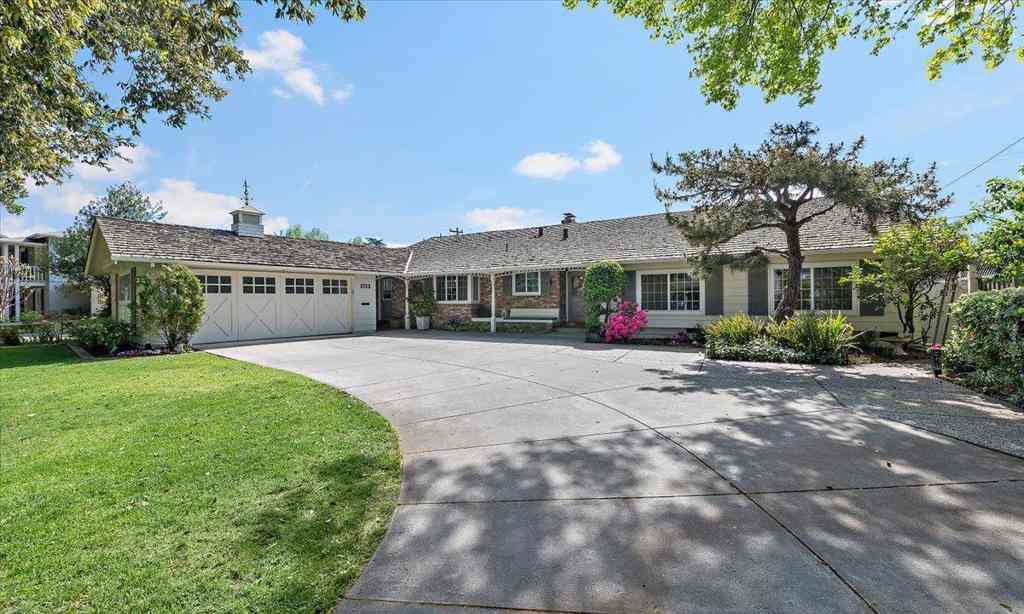 Homes For Sale - 1722 Sweetbriar Drive<br/> San Jose, CA 95125