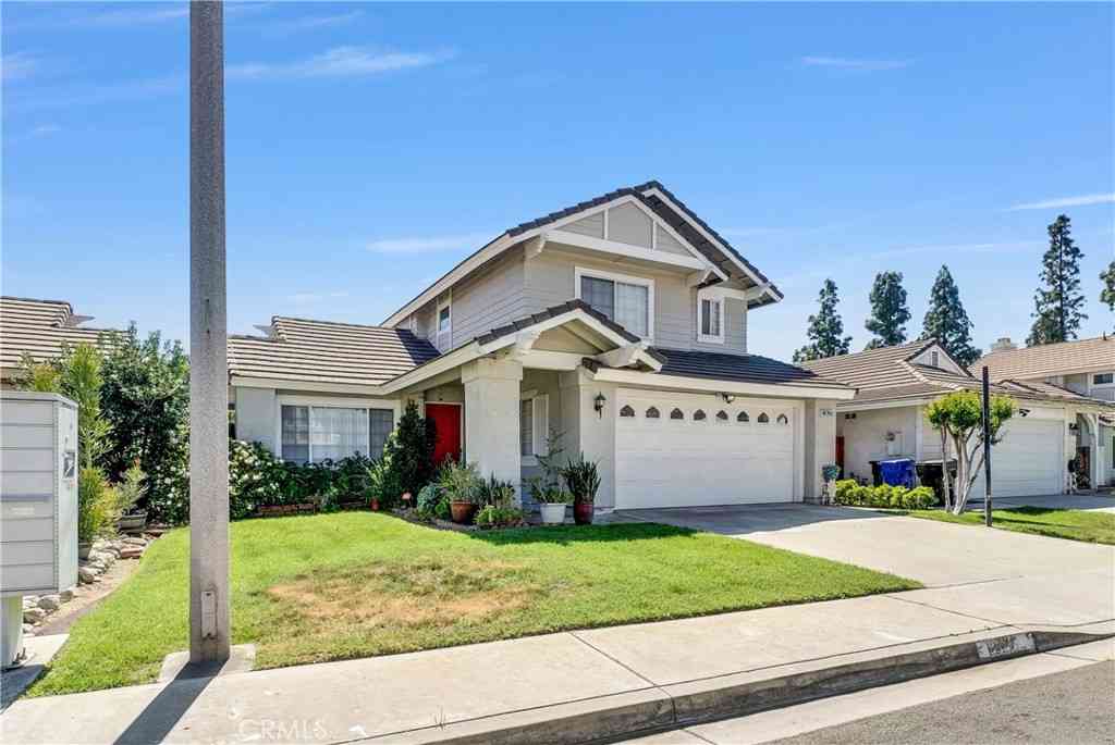 Homes For Sale - 13635 Alexander Court<br/> Fontana, CA 92336