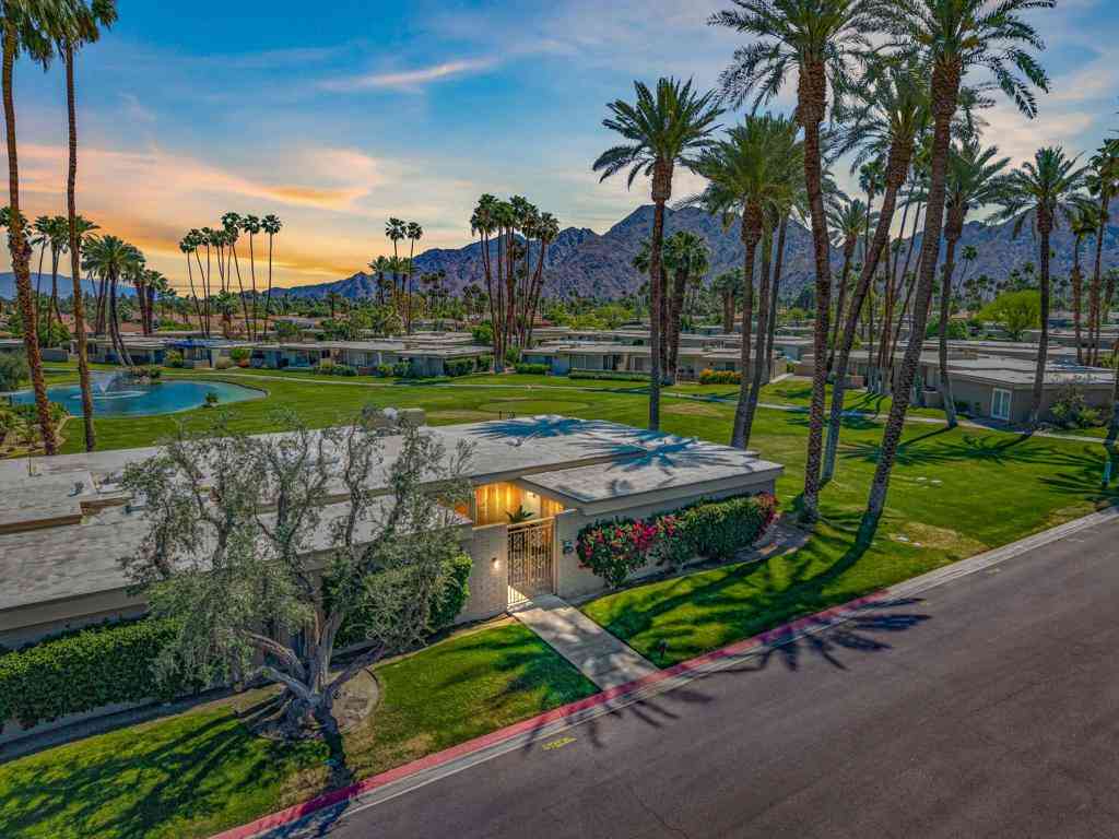 Condo For Sale - 45136 Avenida Paloma<br/> Indian Wells, CA 92210