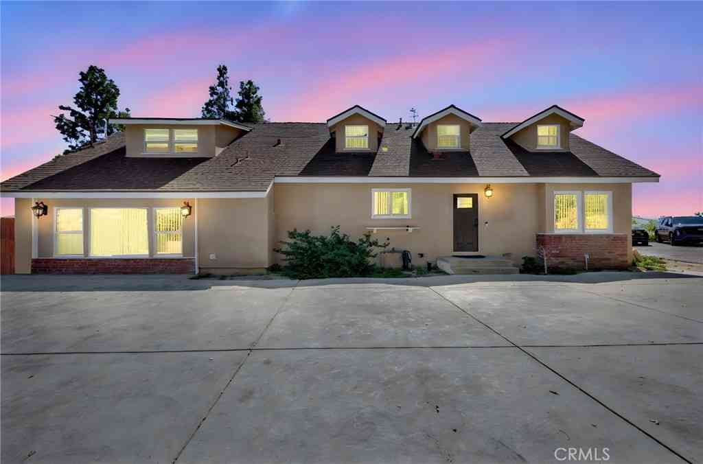 Homes For Sale - 11823 Wish Avenue<br/> Granada Hills, CA 91344