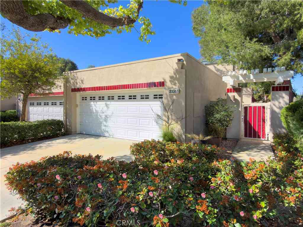 Condo For Sale - 23361 Cypress Point<br/> Mission Viejo, CA 92692
