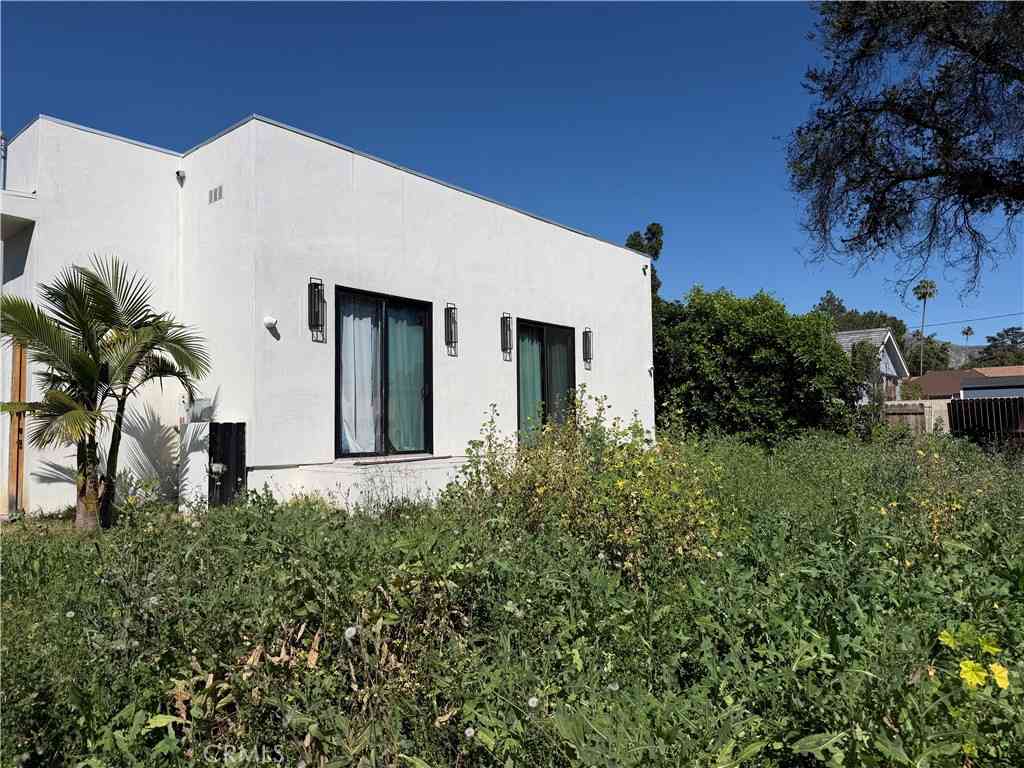 Homes For Sale - 1000 Morada Place<br/> Altadena, CA 91001