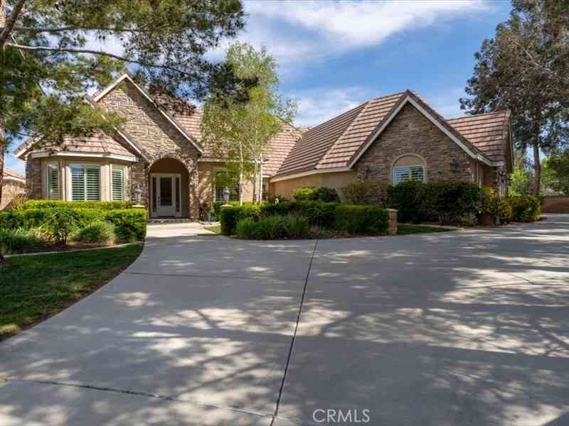 Homes For Sale - 4107 Paddock Way<br/> Lancaster, CA 93536