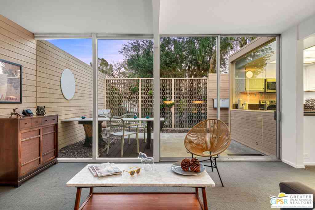 Condo For Sale - 360 Cabrillo Road #218<br/> Palm Springs, CA 92262