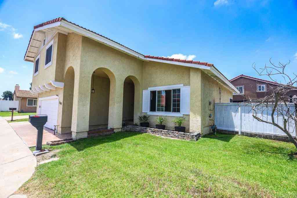 Homes For Sale - 1560 Cavern Point<br/> Chula Vista, CA 91911