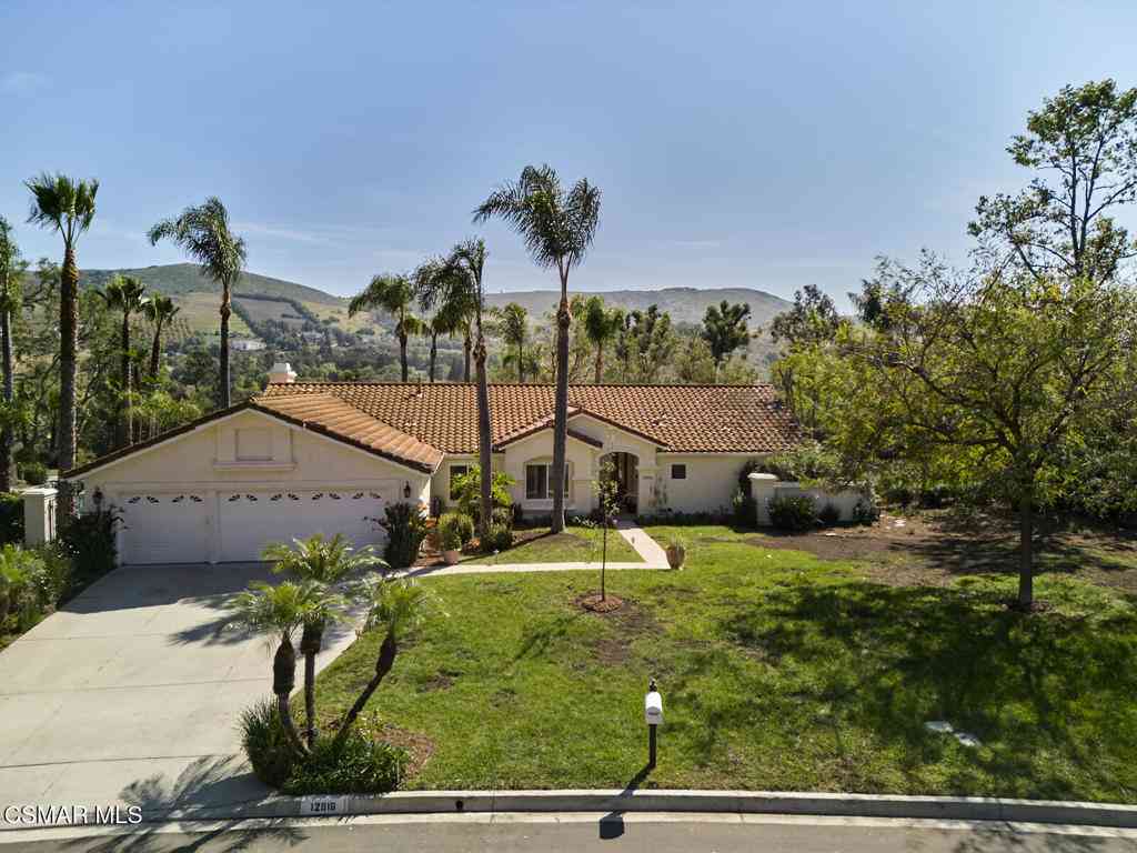Homes For Sale - 12916 Sunny Lane<br/> Ventura County, Camarillo, CA 93012
