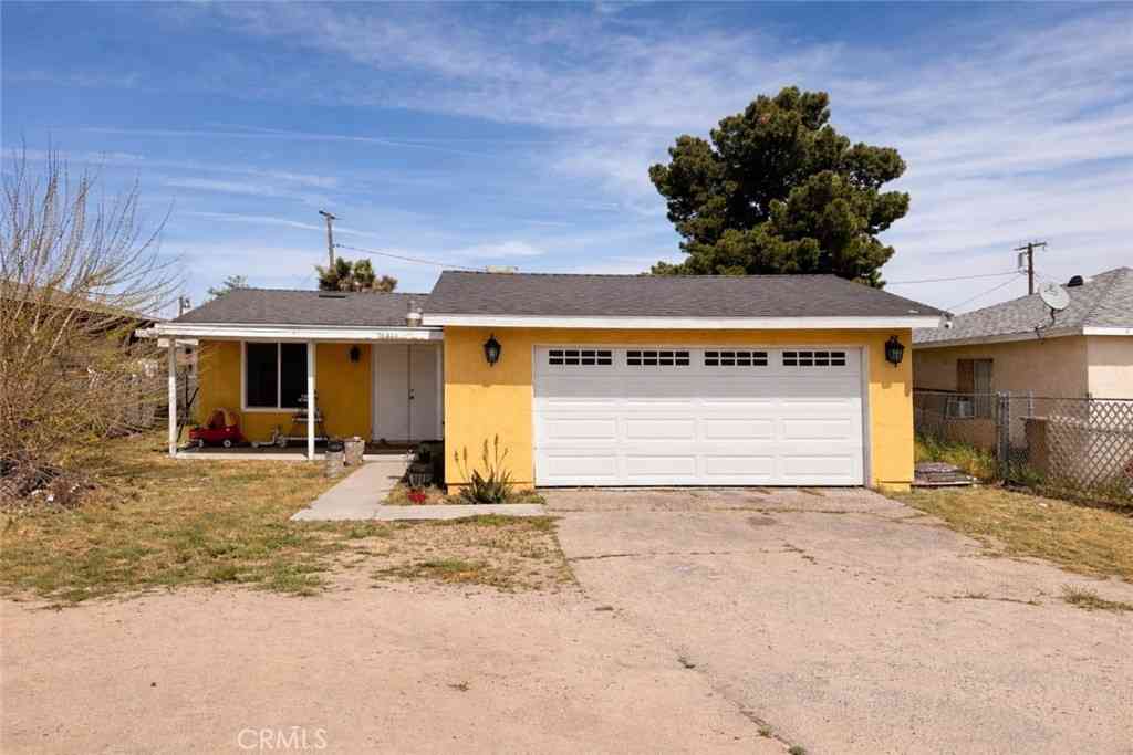 Homes For Sale - 16464 Orange<br/> Hesperia, CA 92345